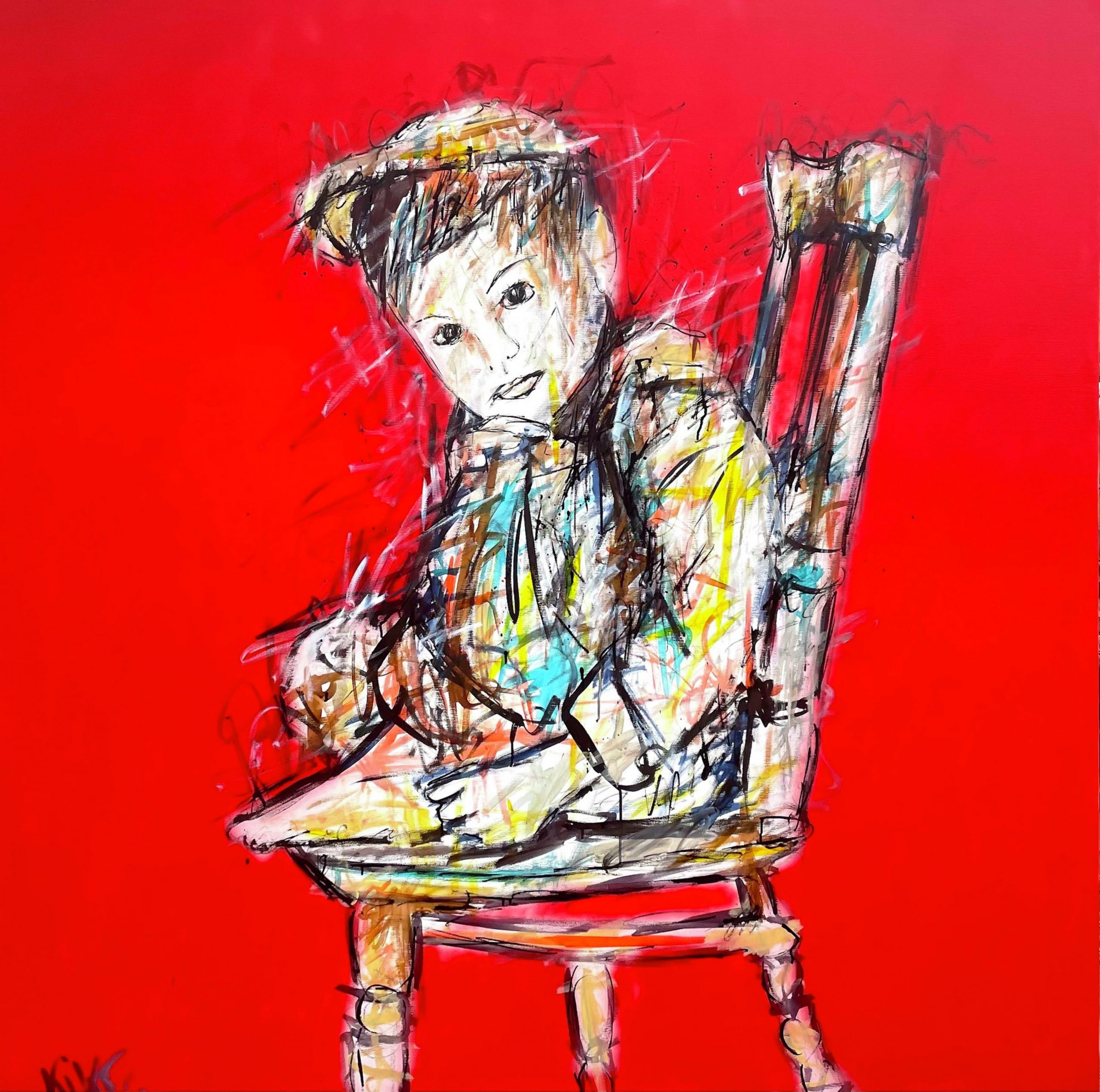 Enfant sur une chaise avec un beau sourire, jambe replier comme si il était timide, fond rouge, résine et encre de chine aérosol sur toile